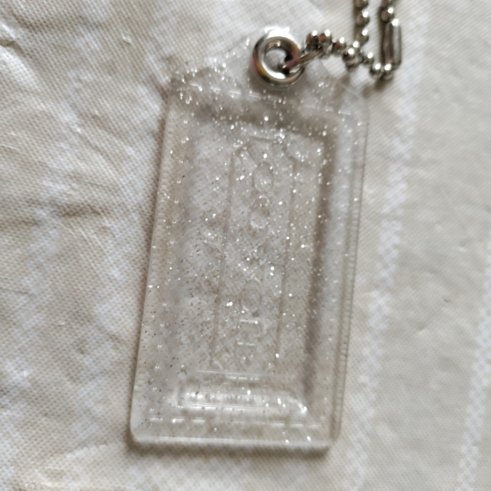 Acrylic Silver Glitter Coach Hang Tag
